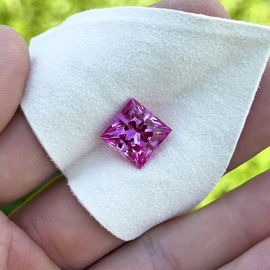 Princess Cut Pink Sappire 11.15 x 11.12 mm – 10.33 ctw