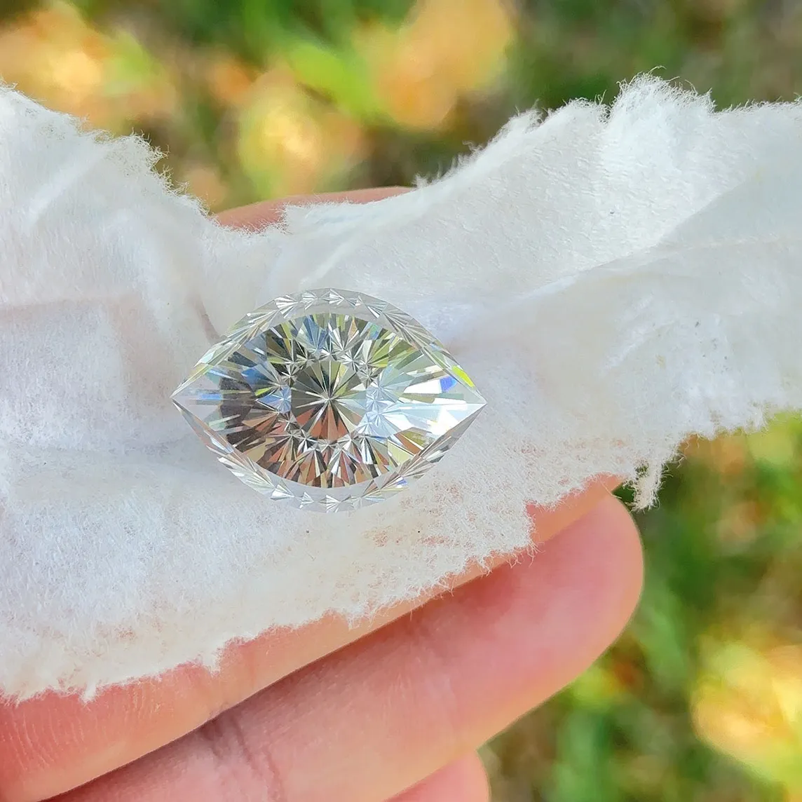 Cleopatra's Eye White Sapphire 26.50 x 18.63 mm  – 63.020 ctw